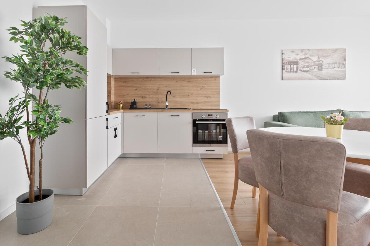 Grand Hill Flats Apartment Oradea Ngoại thất bức ảnh