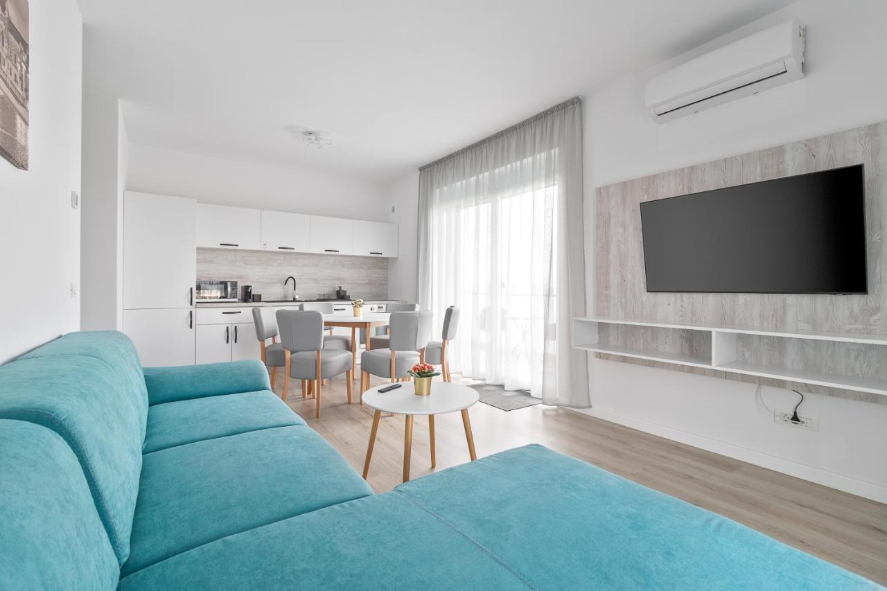 Grand Hill Flats Apartment Oradea Ngoại thất bức ảnh
