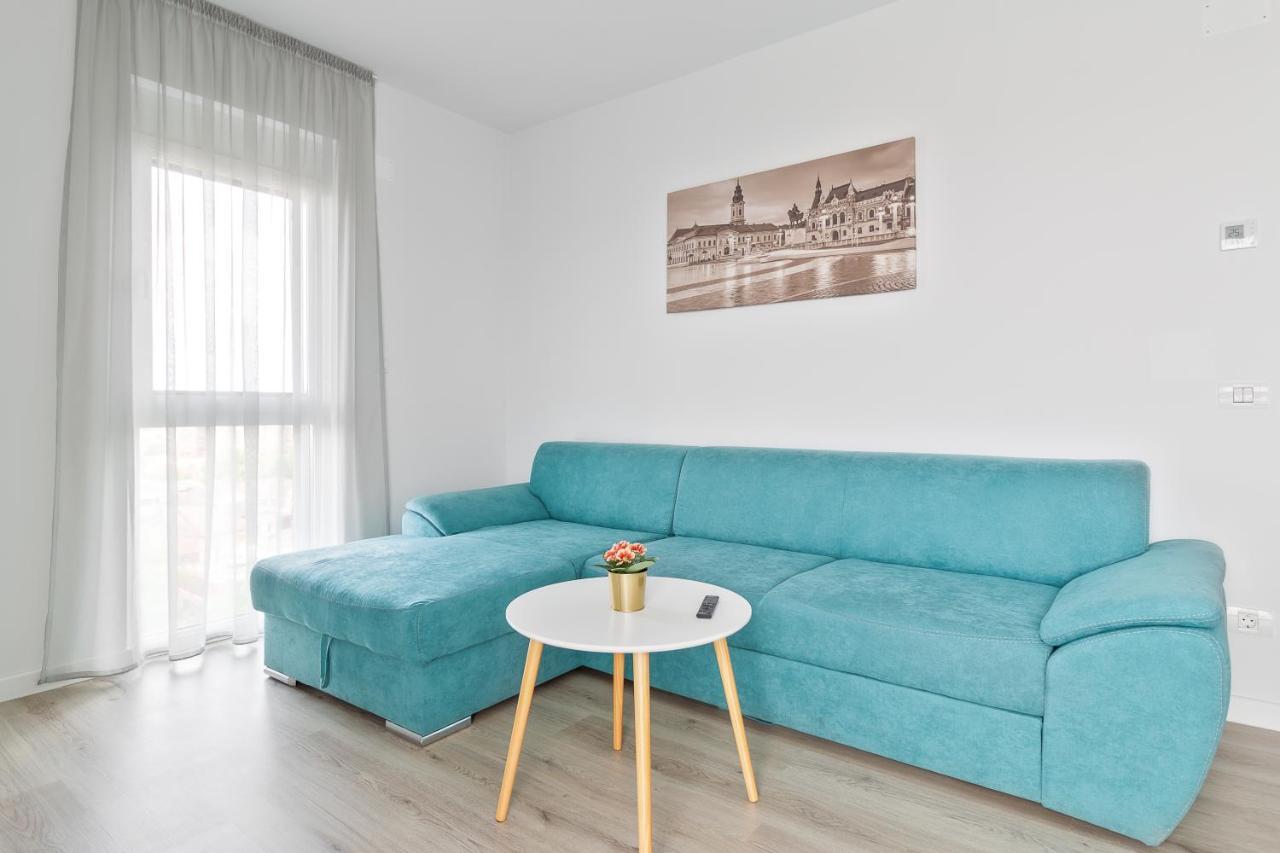 Grand Hill Flats Apartment Oradea Ngoại thất bức ảnh