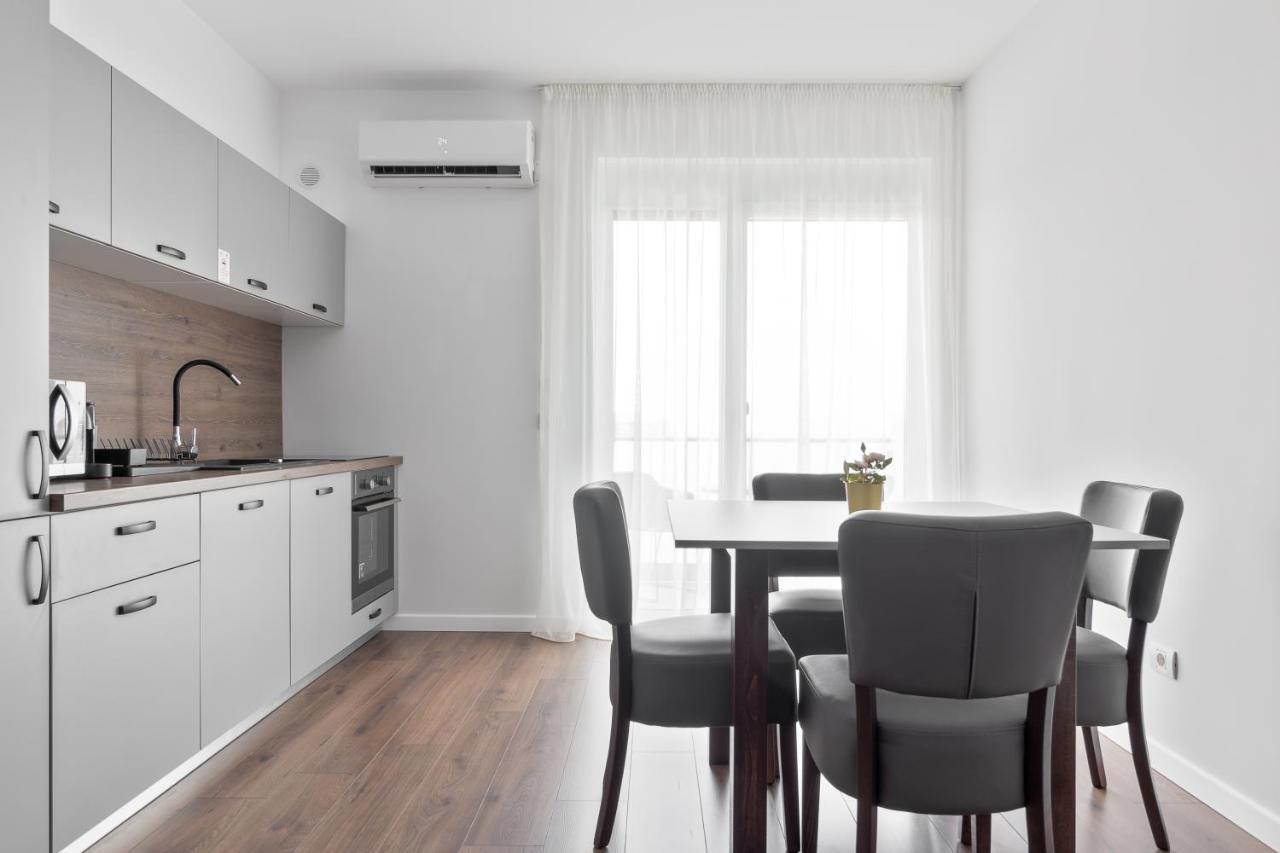 Grand Hill Flats Apartment Oradea Ngoại thất bức ảnh