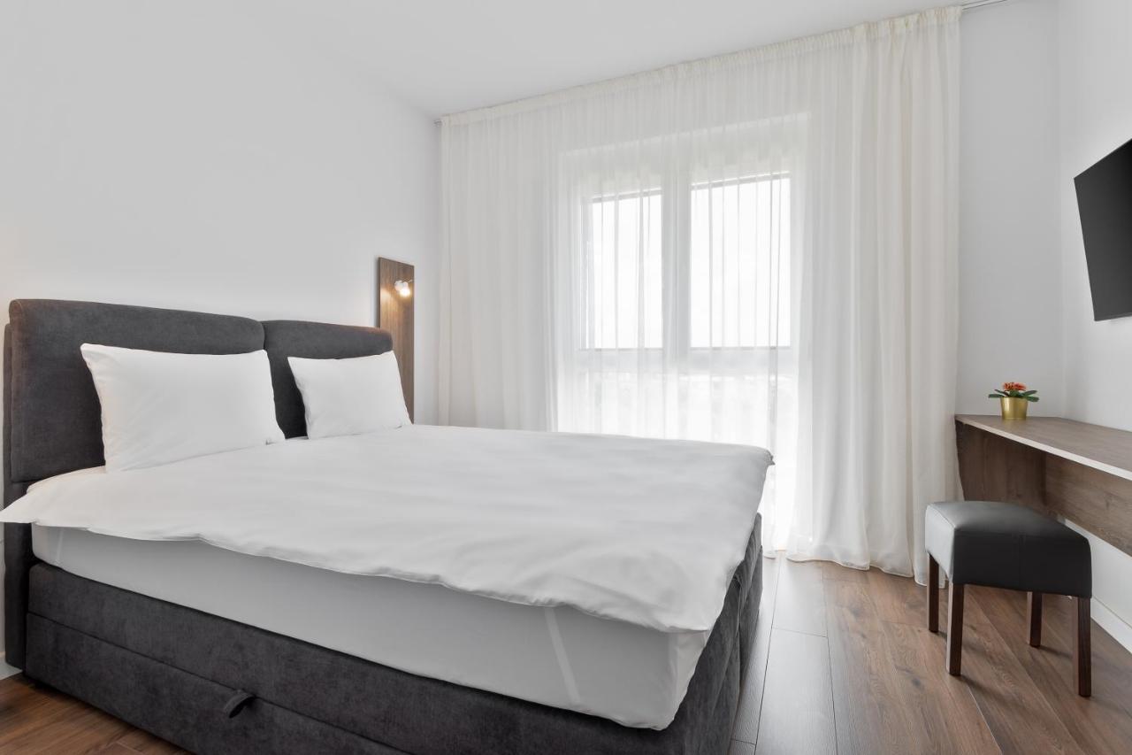 Grand Hill Flats Apartment Oradea Ngoại thất bức ảnh