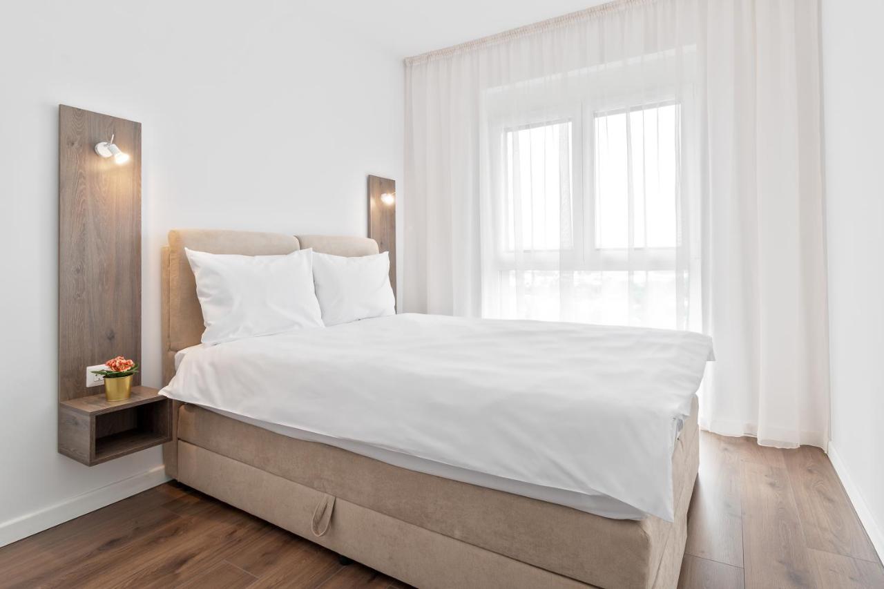 Grand Hill Flats Apartment Oradea Ngoại thất bức ảnh