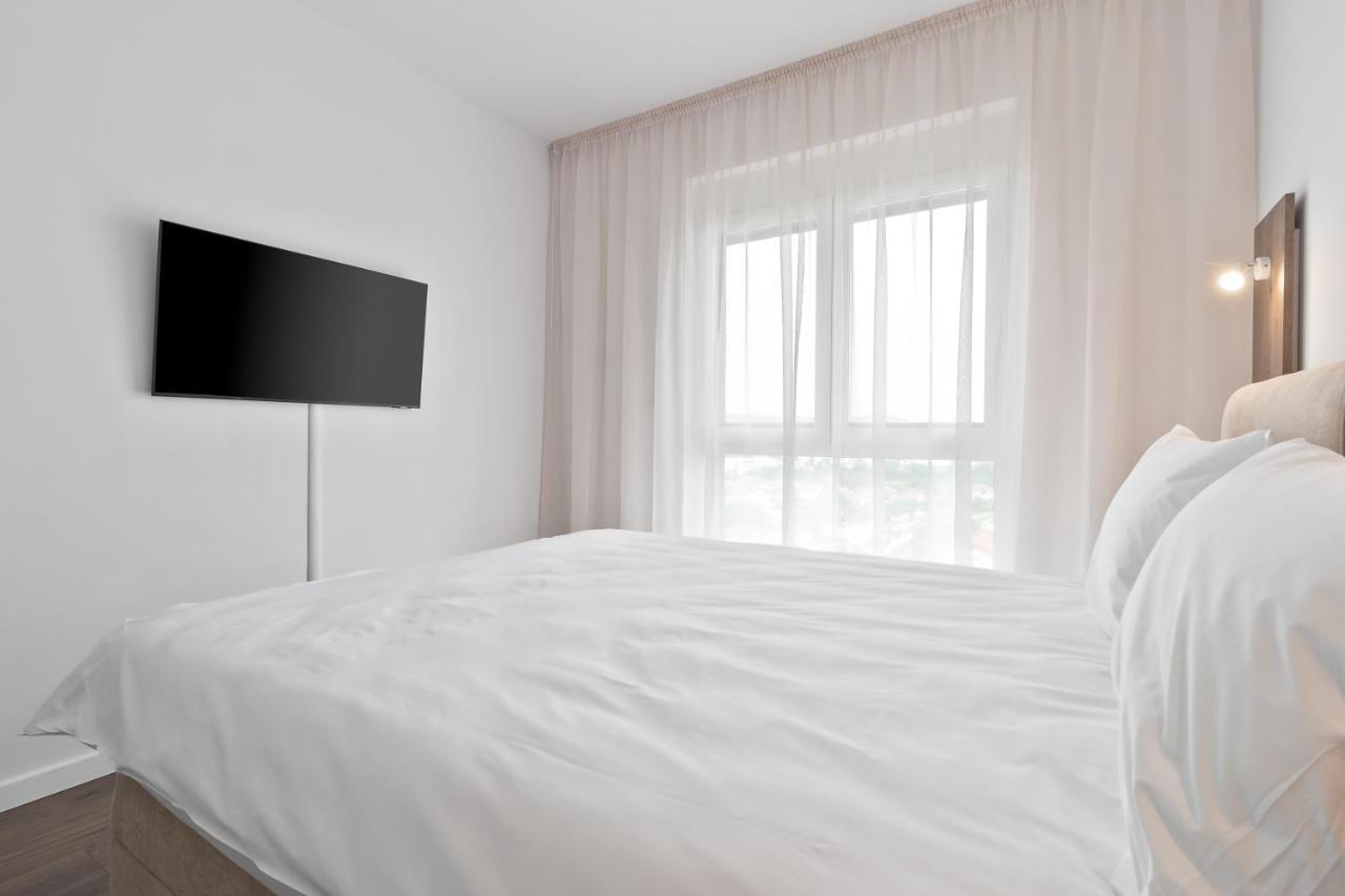 Grand Hill Flats Apartment Oradea Ngoại thất bức ảnh
