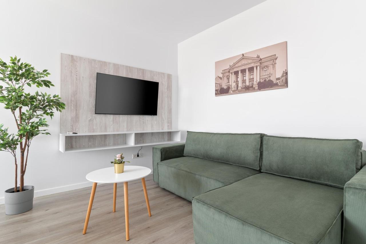 Grand Hill Flats Apartment Oradea Ngoại thất bức ảnh