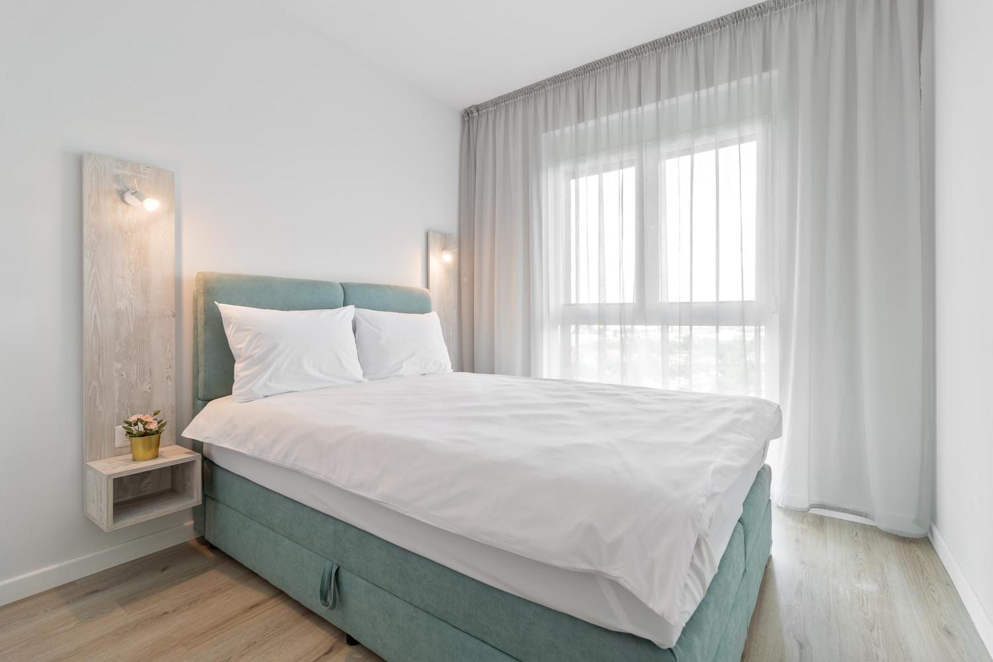 Grand Hill Flats Apartment Oradea Ngoại thất bức ảnh